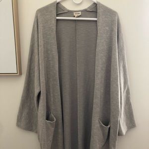 Donni ribbed gray cardigan